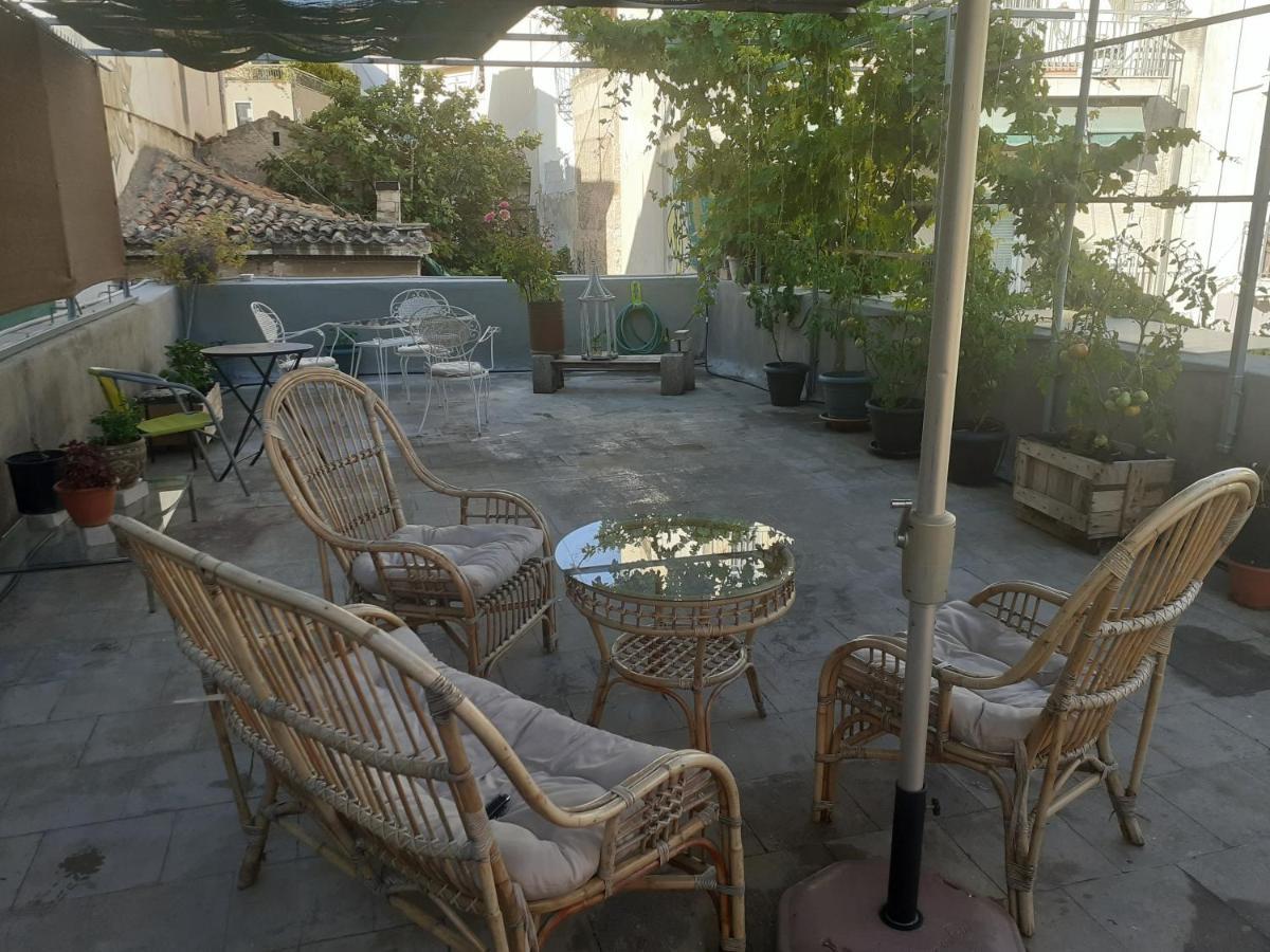 17 Flats And Roof Garden Apartment Атина Екстериор снимка